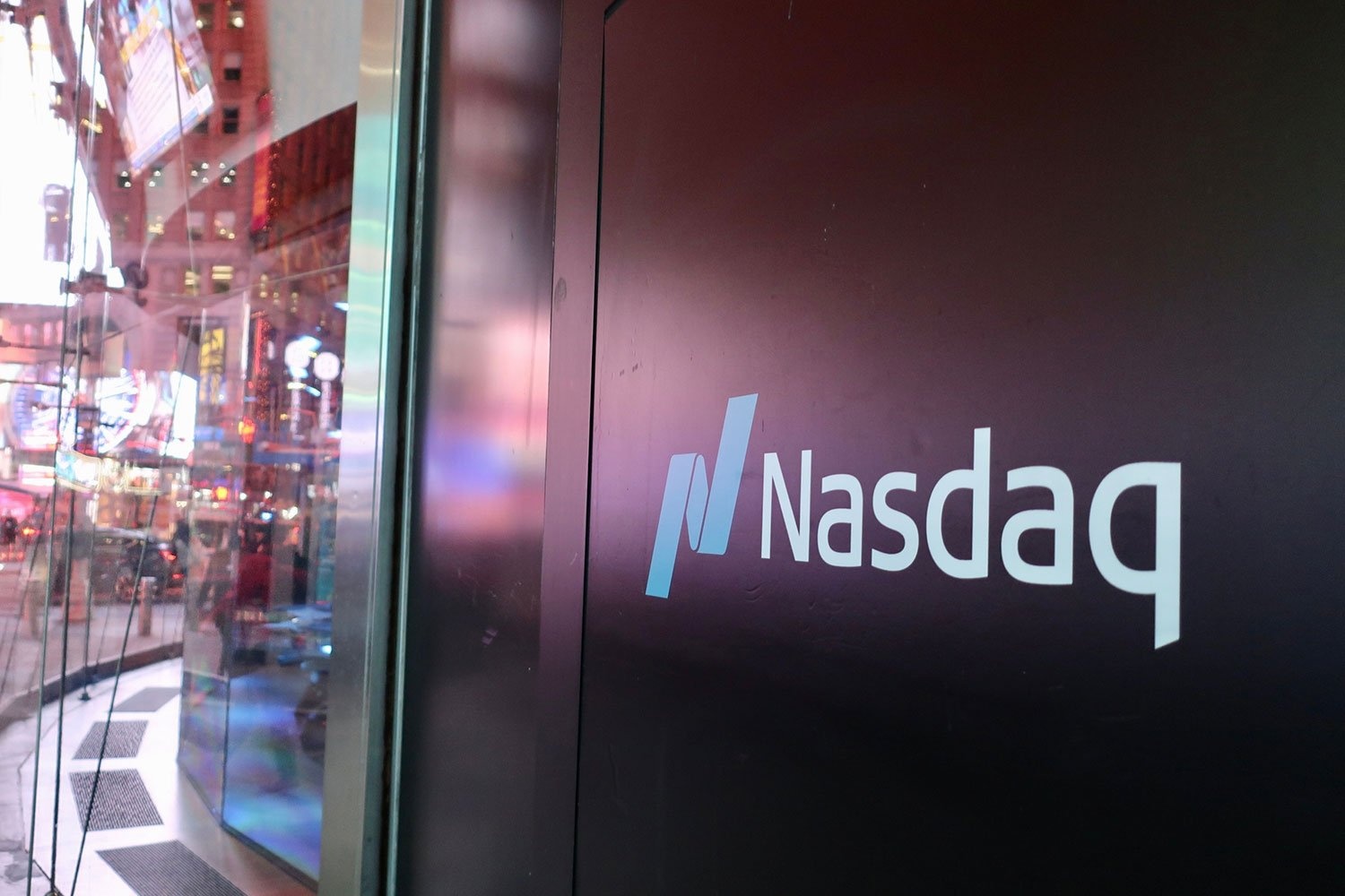 Nasdaq Files SEC Application for CoinShares XRP, Litecoin ETFs: LTC Price Soars 9%
