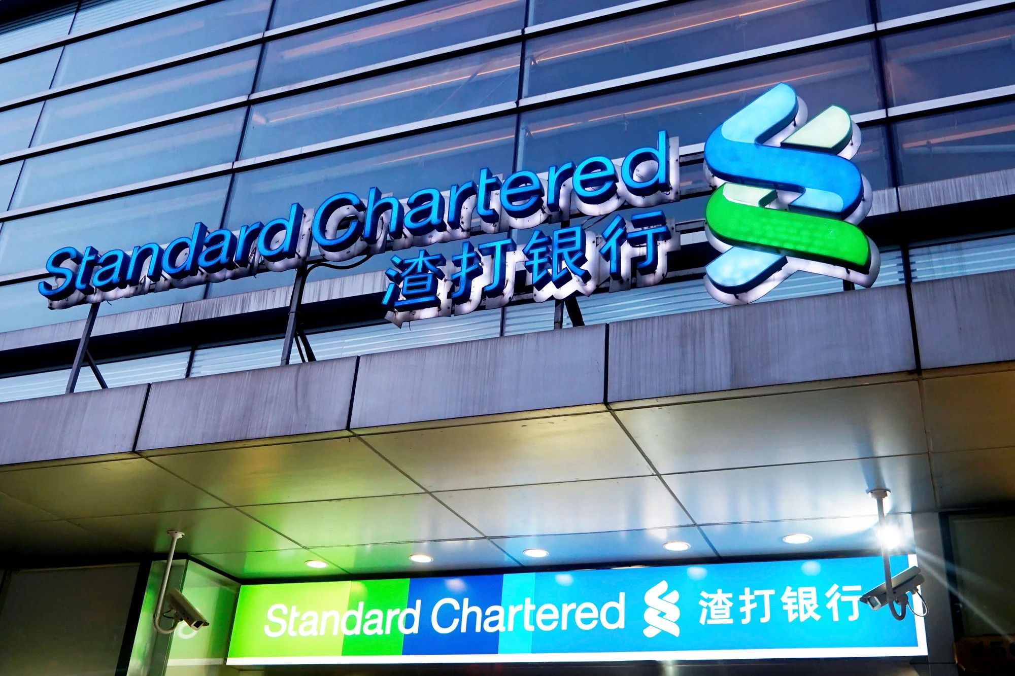 Standard Chartered Predicts Bitcoin to Hit $500K by 2028 Under Trump Administration
